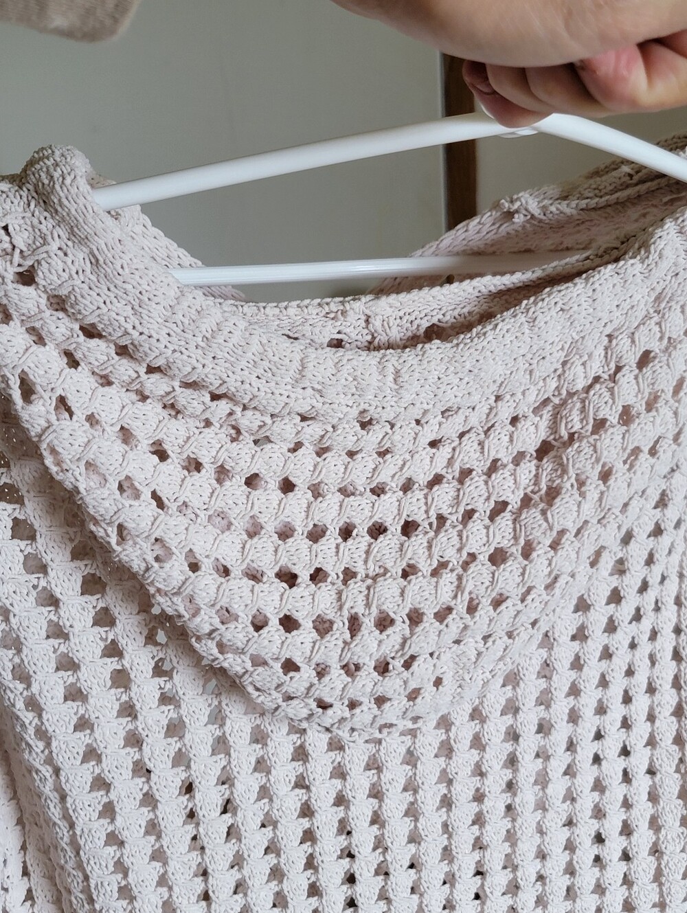 π Coastal Boho Vibes. SzL Artelier by Nicole Miller Open-Knit Hooded Vest βοΈ - Picture 8 of 11
